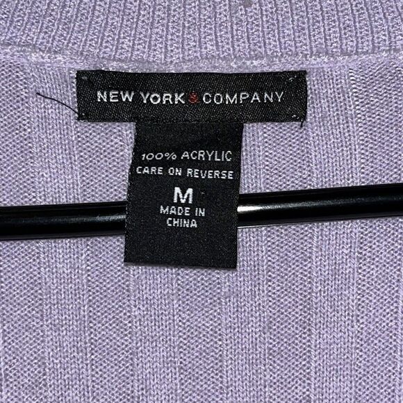 New York & Company Lavender Sweater Women’s Sz Medium‎ Ribbed Knit Trending - Picture 4 of 9